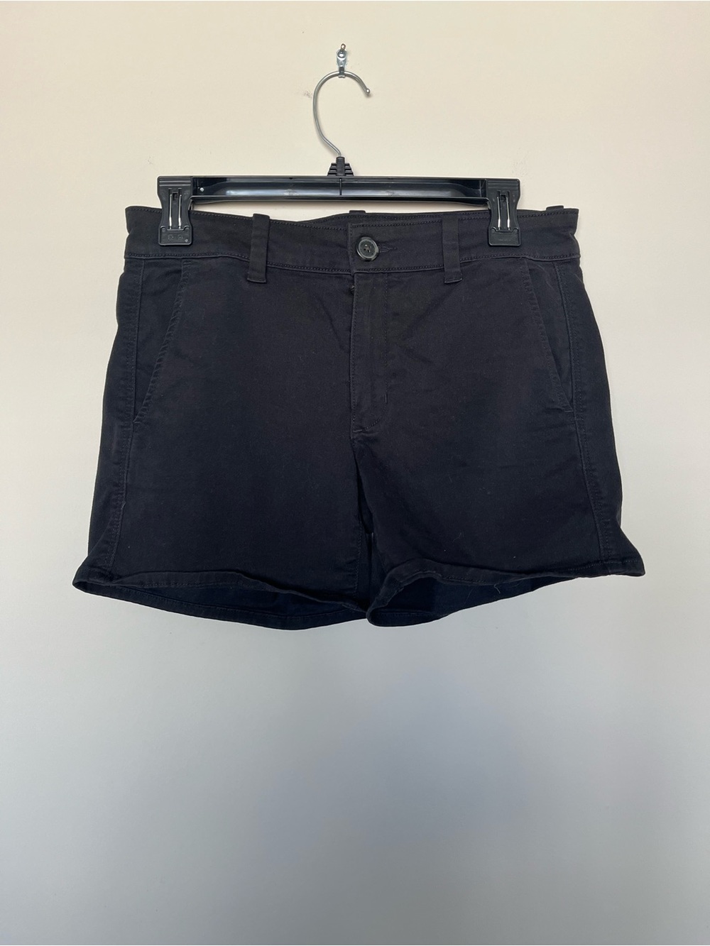 American Eagle Classic Black Casual Twill Midi Shorts